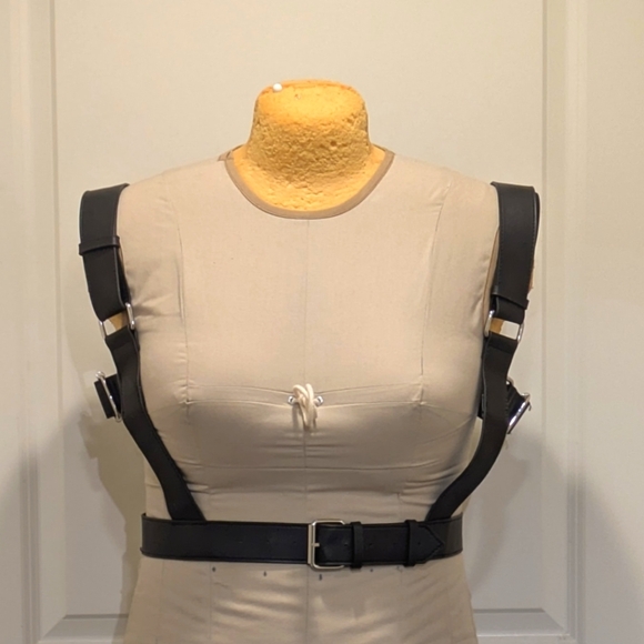 EUC Killstar L/XL Men's Age of Darkness Faux Leather Pentagram Buckle Harness - Picture 9 of 10